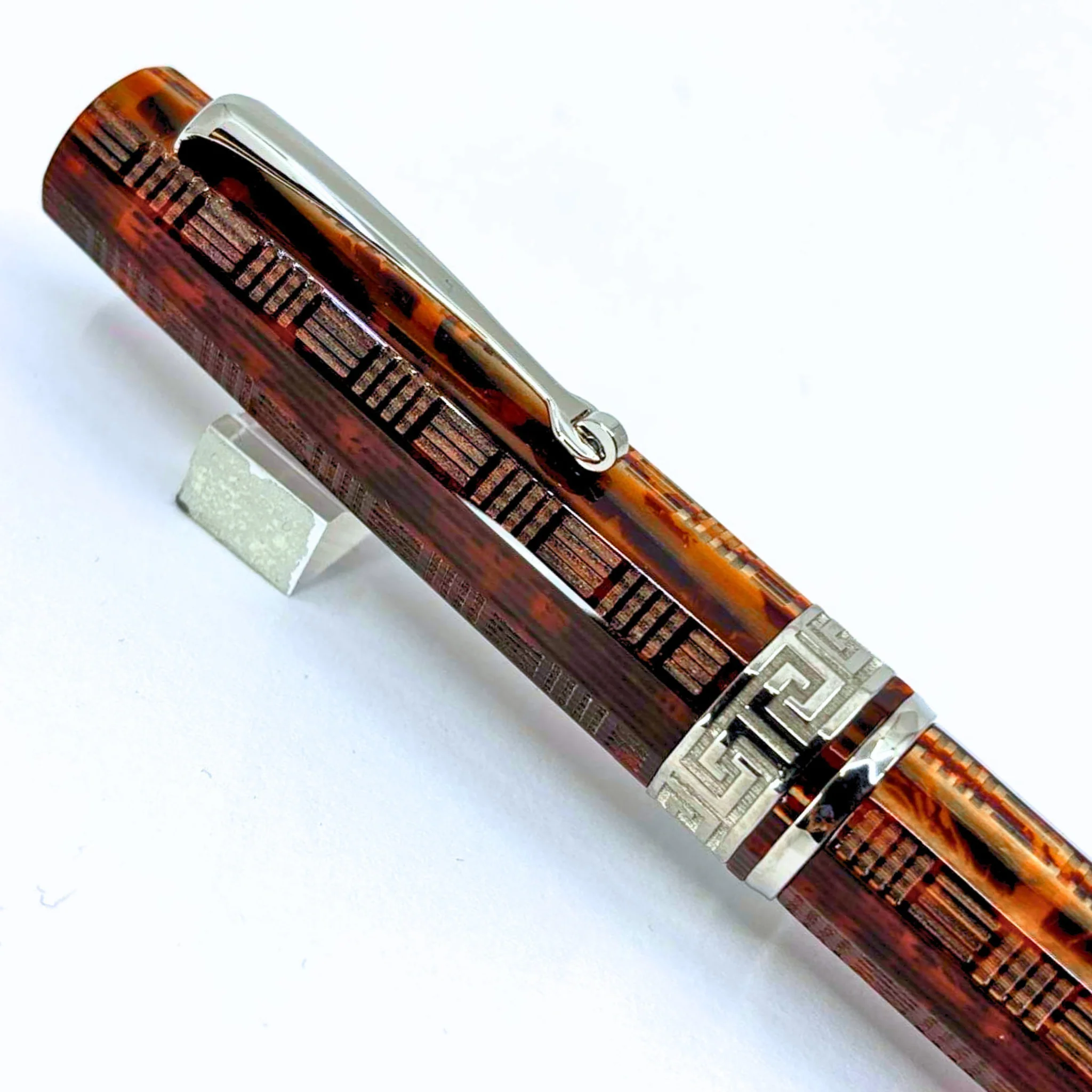ASC Gladiator Medio Bespoke 2025 Arco Bronze Guilloche Rhodium Trim - Fountain Pen - Image 3