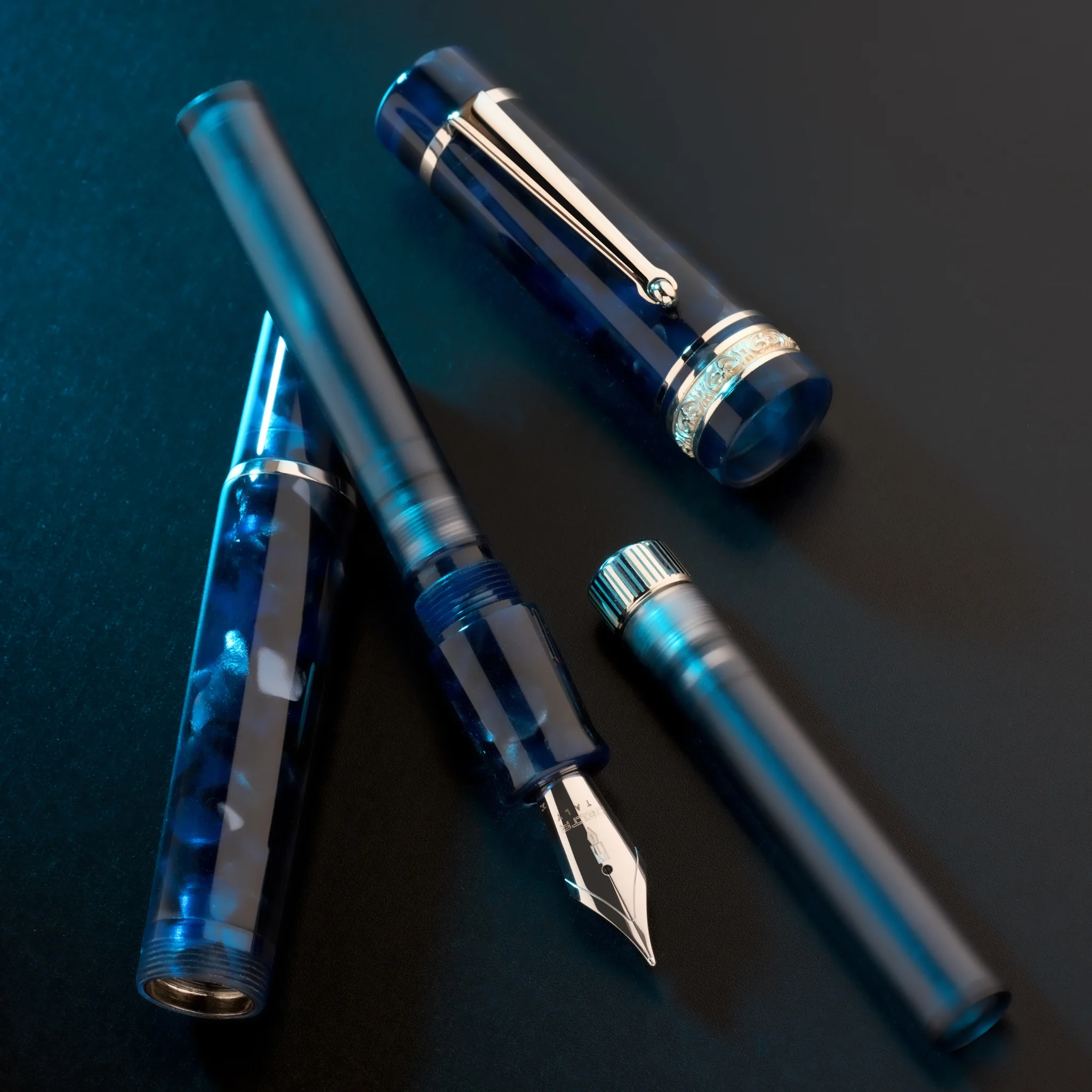 Delta Reservoir 2.0 Blue Grey Mother of Pearl - Fountain Pen - Image 4