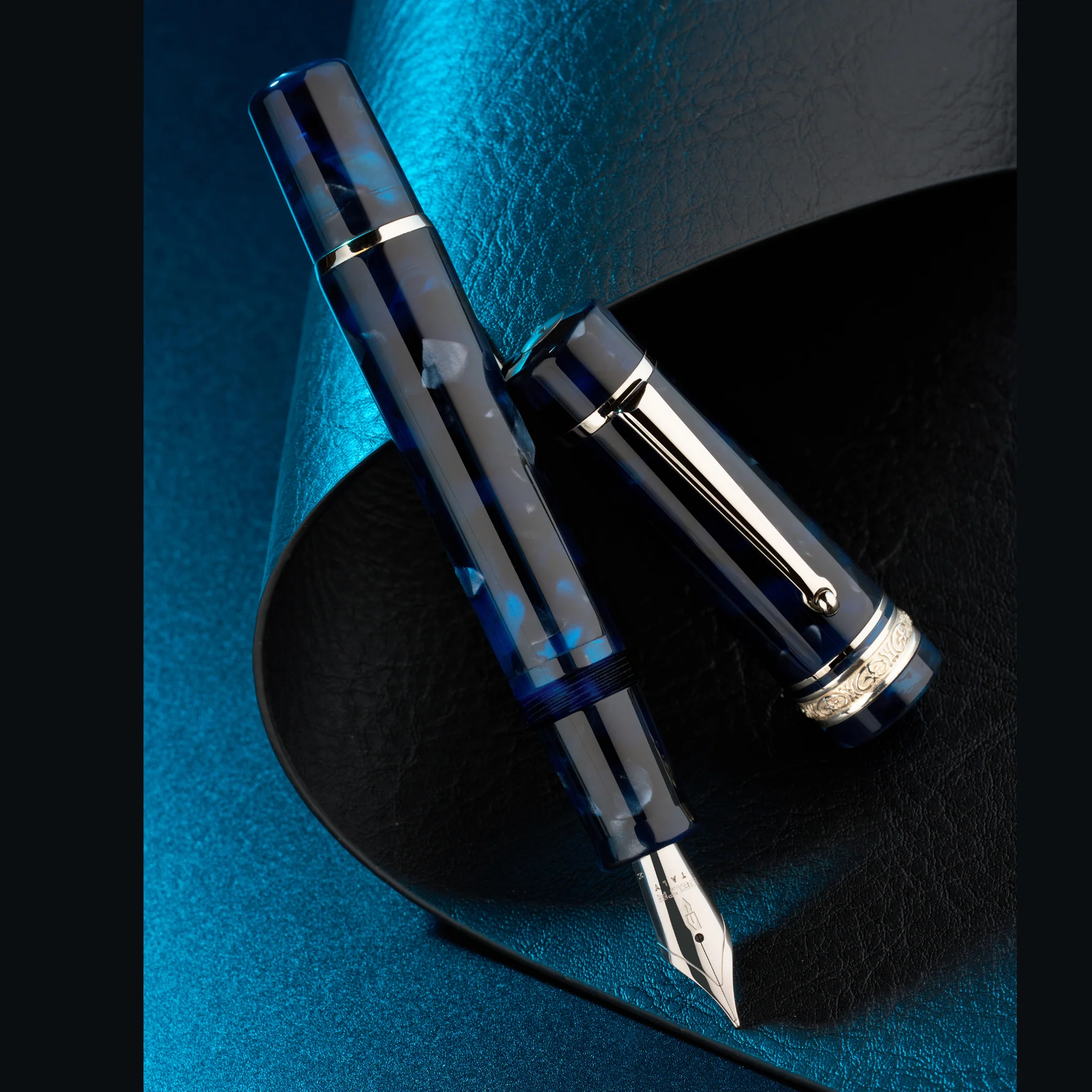 Delta Reservoir 2.0 Blue Grey Mother of Pearl - Fountain Pen - Image 5